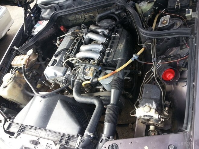 Mercedes E 200 1991, 433,000 km - 2.0 л - Xırdalan