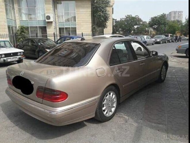 Mercedes E 240 2000, 314,000 km - 0.2 l - Bakı