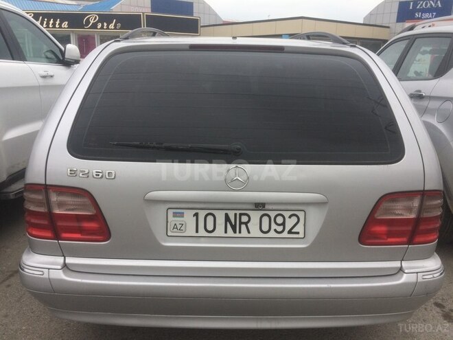 Mercedes E 240 2000, 230,500 km - 2.6 l - Bakı