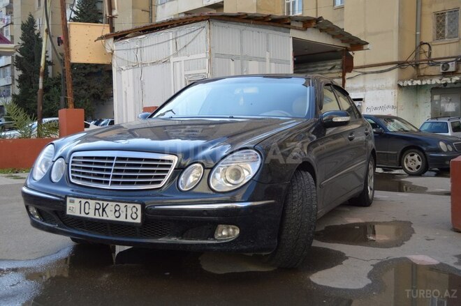 Mercedes E 320 2002, 239,000 km - 3.2 l - Bakı