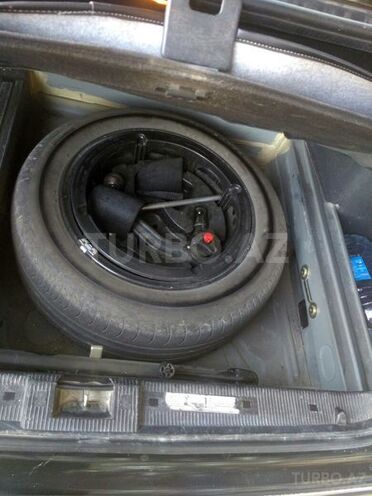 Mercedes E 320 2001, 324,000 km - 0.3 l - Bakı