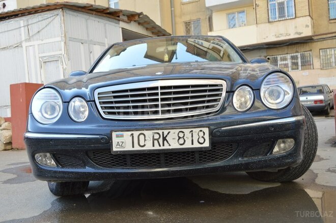 Mercedes E 320 2002, 239,000 km - 3.2 l - Bakı
