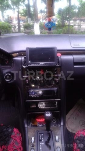 Mercedes E 200 1997, 320,000 km - 2.0 l - Ucar
