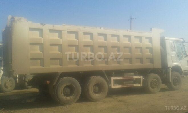 HOWO Sinotruk 2012, 120,000 km - 0.9 л - Bakı