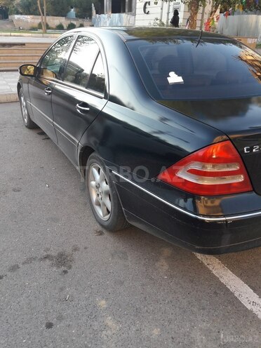 Mercedes C 240 2002, 312,658 km - 2.6 л - Bakı