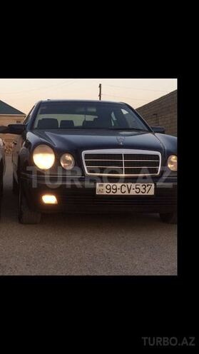 Mercedes E 240 1999, 278,069 km - 2.4 l - Bakı