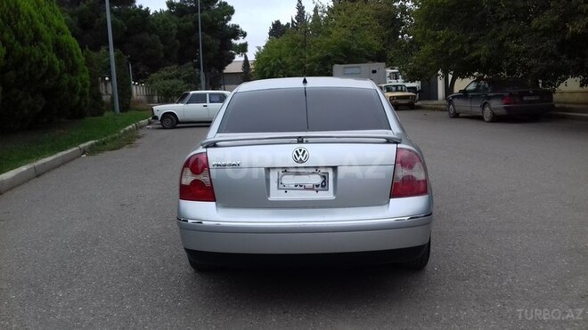Volkswagen Passat 2004, 199,688 km - 1.8 l - Gəncə