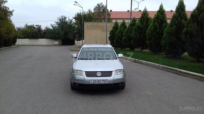 Volkswagen Passat 2004, 199,688 km - 1.8 l - Gəncə