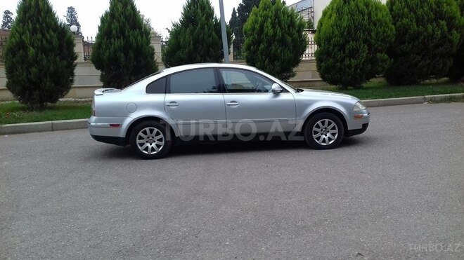 Volkswagen Passat 2004, 199,688 km - 1.8 l - Gəncə