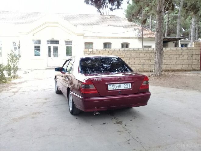 Mercedes C 180 1998, 214,000 km - 0.2 l - Sumqayıt