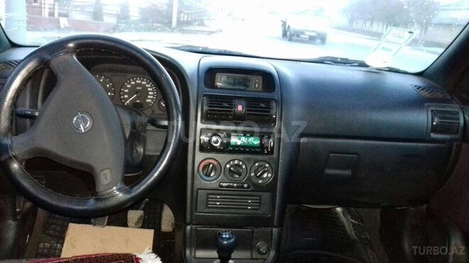 Opel Astra 1999, 350,000 km - 1.6 l - Quba