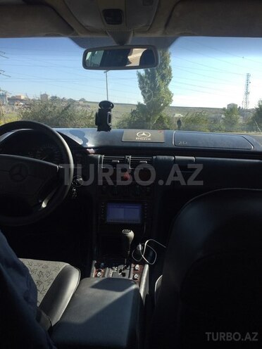 Mercedes E 230 1997, 233,500 km - 2.3 l - Bakı