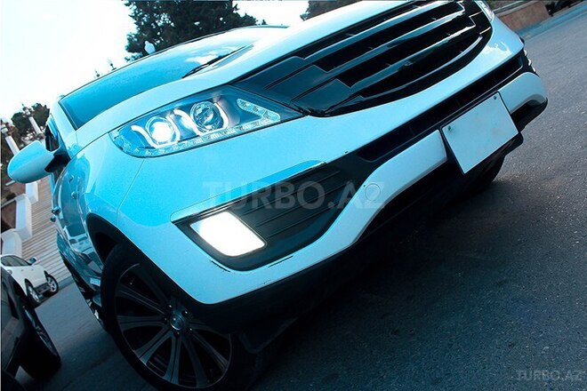 Kia Sportage 2010, 136,000 km - 2.0 l - Bakı