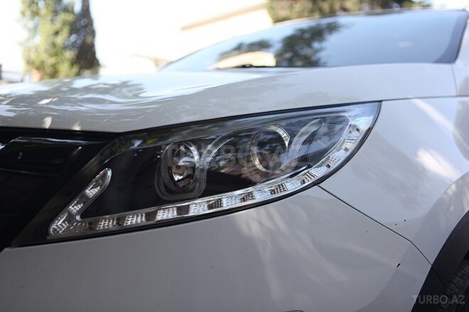 Kia Sportage 2010, 136,000 km - 2.0 l - Bakı