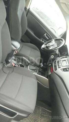 Kia Carens 2013, 122,000 km - 1.7 l - Sumqayıt