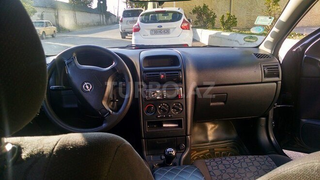 Opel Astra 1999, 236,000 km - 1.8 l - Şəki