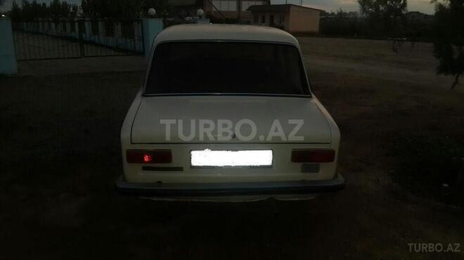 LADA (VAZ) 21011 1986, 321,896 km - 1.3 l - Salyan