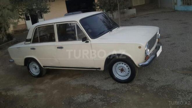 LADA (VAZ) 21011 1986, 321,896 km - 1.3 l - Salyan