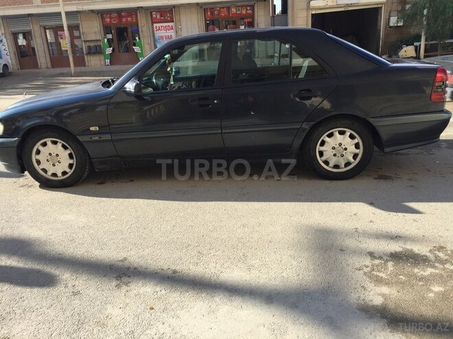 Mercedes C 220 1998, 3,440,000 km - 2.2 л - Bakı