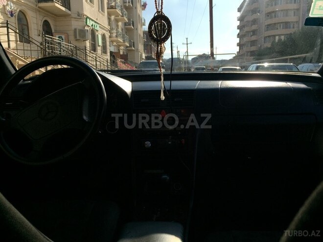 Mercedes C 220 1998, 3,440,000 km - 2.2 л - Bakı