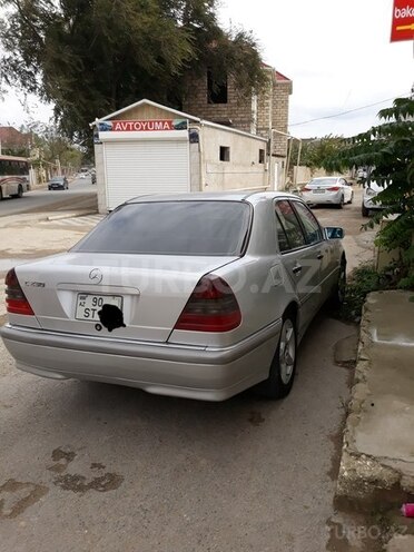 Mercedes C 230 1999, 233,000 km - 2.3 l - Bakı