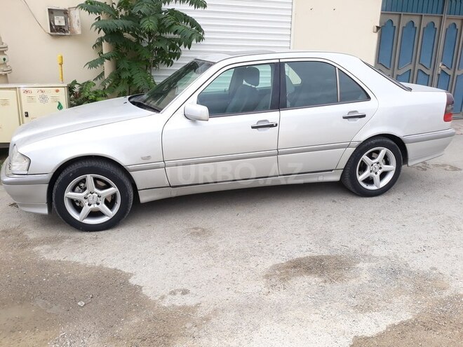 Mercedes C 230 1999, 233,000 km - 2.3 l - Bakı