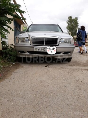 Mercedes C 230 1999, 233,000 km - 2.3 l - Bakı