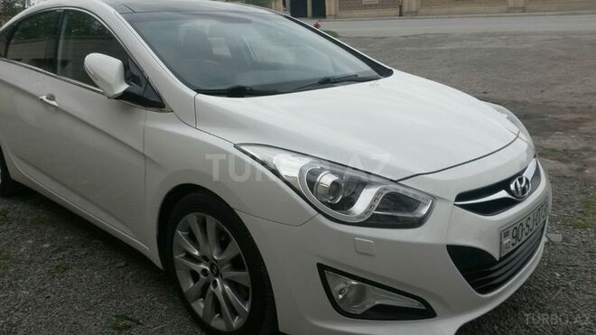 Hyundai i40 2013, 82,500 km - 2.0 л - Kürdəmir