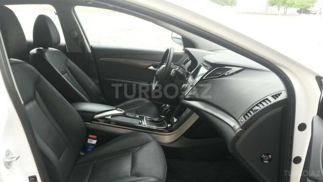Hyundai i40 2013, 82,500 km - 2.0 л - Kürdəmir