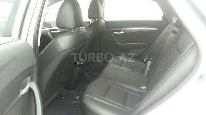 Hyundai i40 2013, 82,500 km - 2.0 л - Kürdəmir
