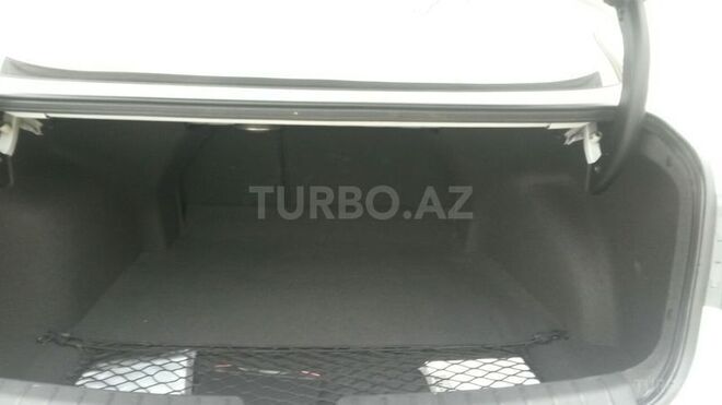 Hyundai i40 2013, 82,500 km - 2.0 л - Kürdəmir