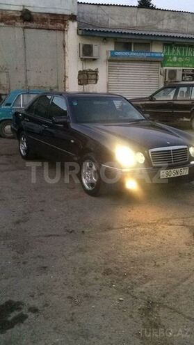 Mercedes E 280 1998, 290,000 km - 2.8 l - Bakı