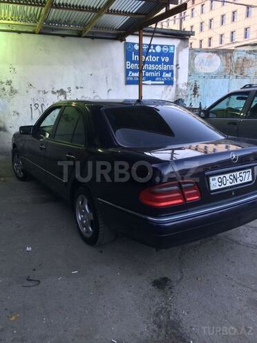 Mercedes E 280 1998, 290,000 km - 2.8 l - Bakı