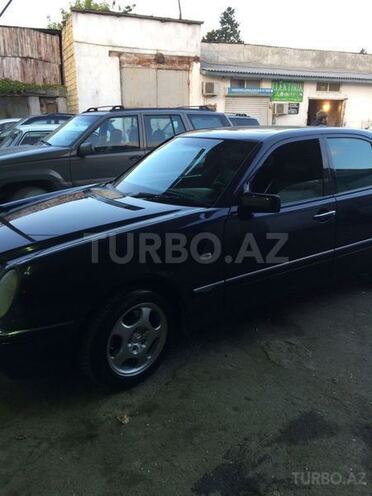 Mercedes E 280 1998, 290,000 km - 2.8 l - Bakı