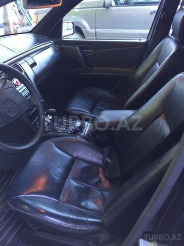 Mercedes E 280 1998, 290,000 km - 2.8 l - Bakı