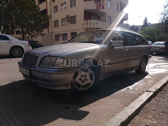 Mercedes C 220 1998, 318,000 km - 2.2 l - Bakı