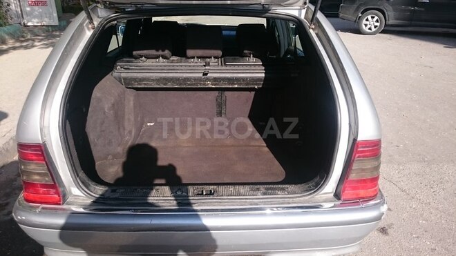 Mercedes C 220 1998, 318,000 km - 2.2 l - Bakı