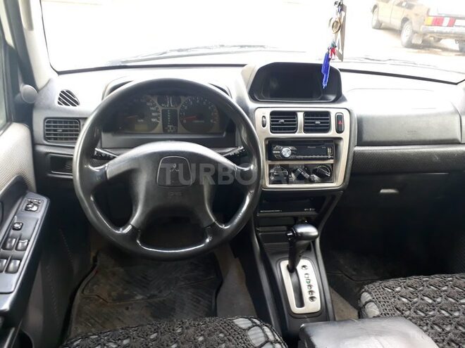 Mitsubishi Pajero io 1999, 178,000 km - 1.8 l - Bakı