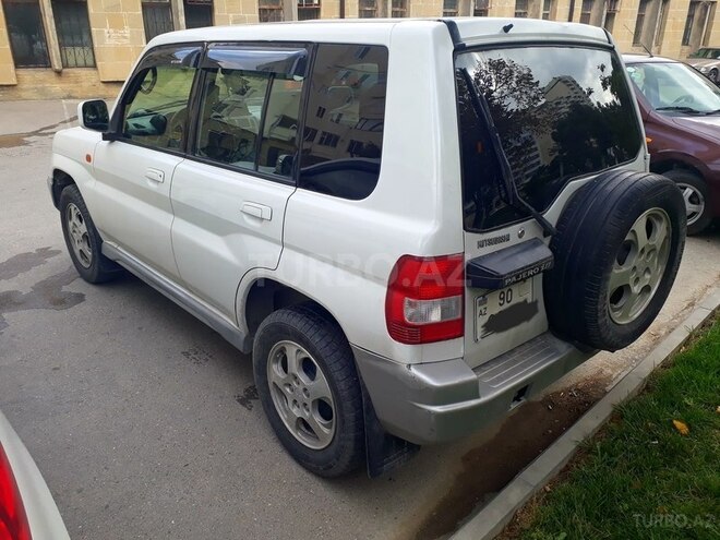 Mitsubishi Pajero io 1999, 178,000 km - 1.8 l - Bakı