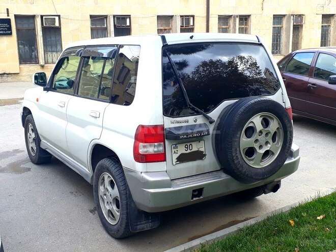 Mitsubishi Pajero io 1999, 178,000 km - 1.8 l - Bakı