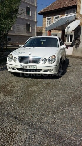 Mercedes E 240 2002, 173,000 km - 2.6 l - Bakı