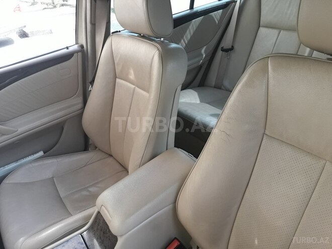 Mercedes E 240 2001, 315,000 km - 2.6 l - Bakı