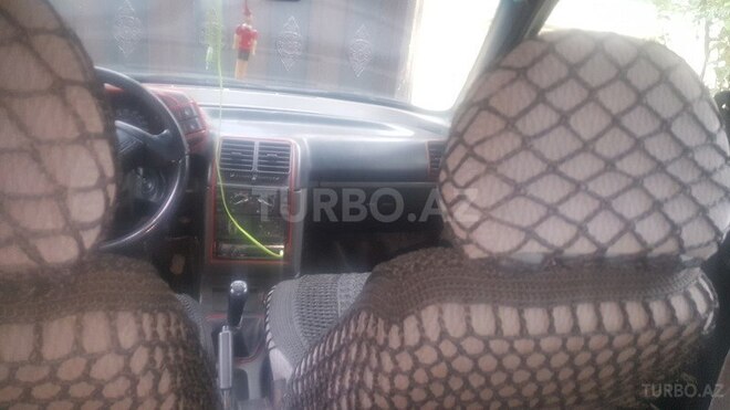 LADA (VAZ) 2112 2002, 2,300,000 km - 1.6 l - Yevlax