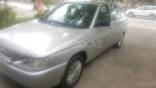 LADA (VAZ) 2112 2002, 2,300,000 km - 1.6 l - Yevlax