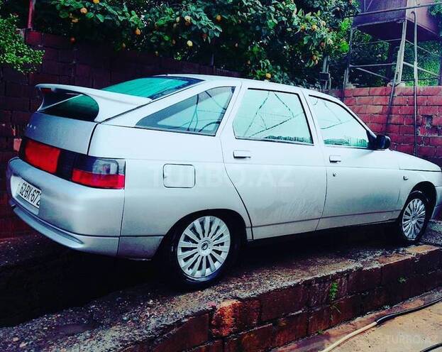 LADA (VAZ) 2112 2002, 2,300,000 km - 1.6 l - Yevlax