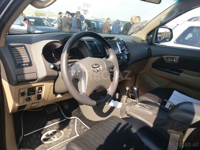 Toyota Fortuner 2013, 109,990 km - 2.7 l - Bakı