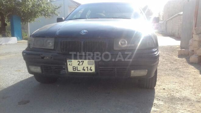 BMW 320 1994, 290,000 km - 2.0 l - Siyəzən