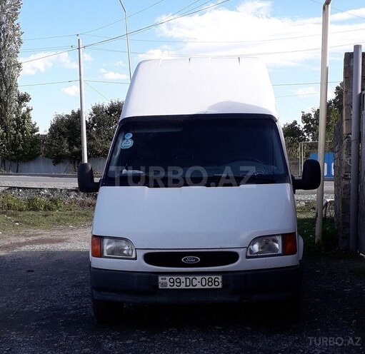 Ford Transit 1997, 300,000 km - 2.5 l - İsmayıllı