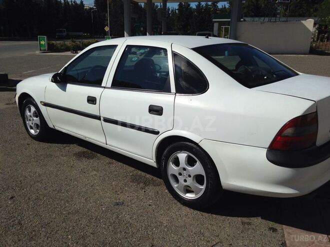 Opel Vectra 1998, 404,000 km - 1.8 l - Mingəçevir
