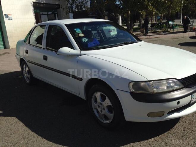 Opel Vectra 1998, 404,000 km - 1.8 l - Mingəçevir